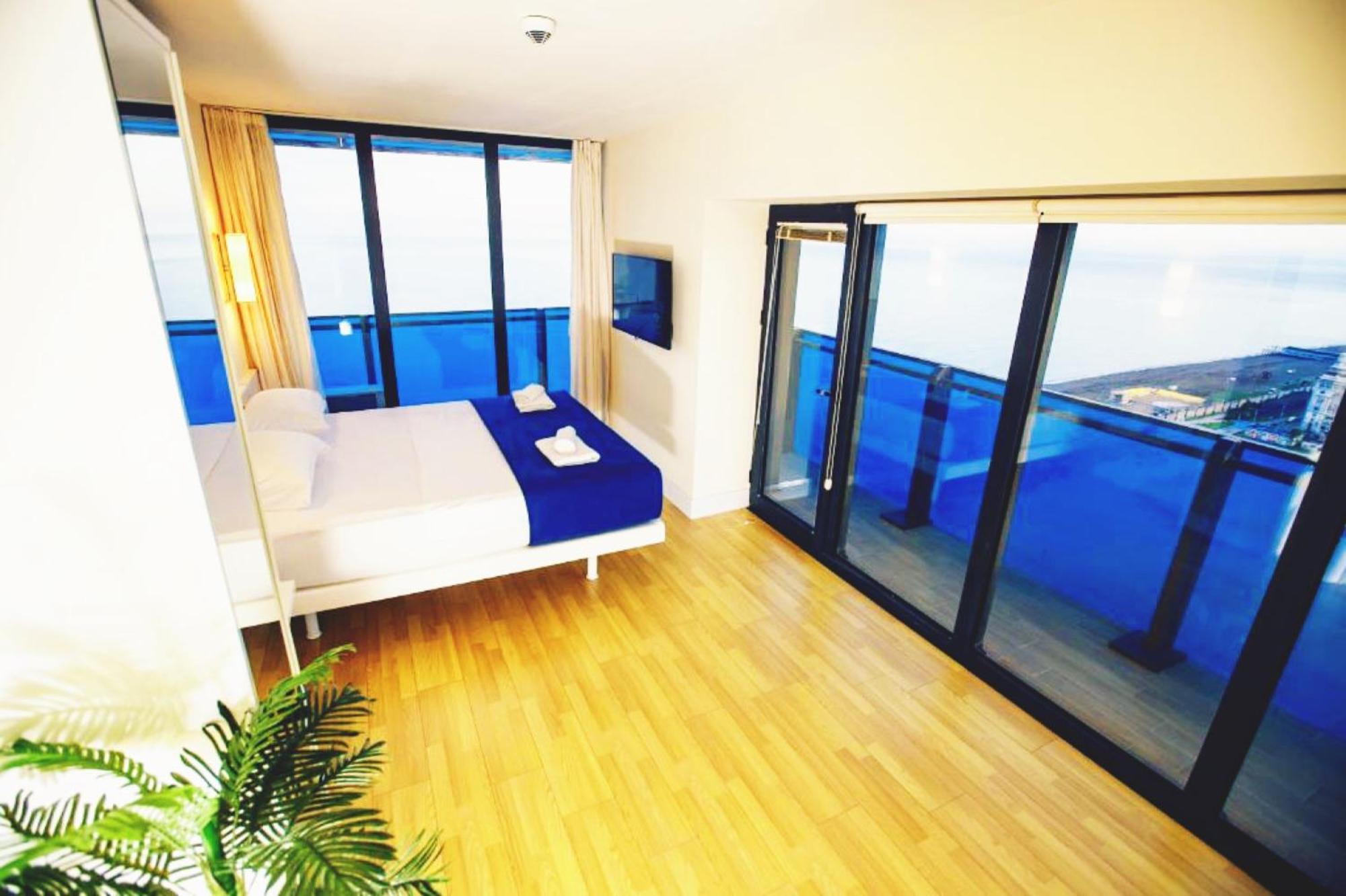 Orbi City-Sea View Aparthotel Batumi Exterior photo