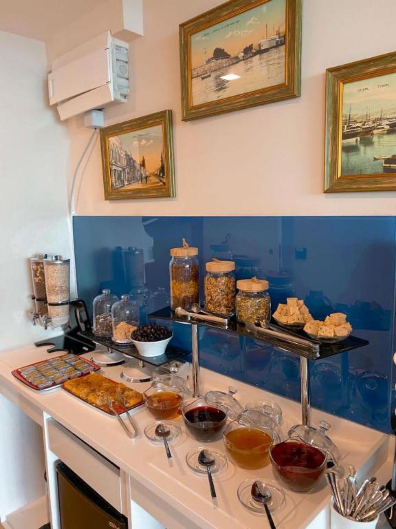 Orbi City-Sea View Aparthotel Batumi Exterior photo