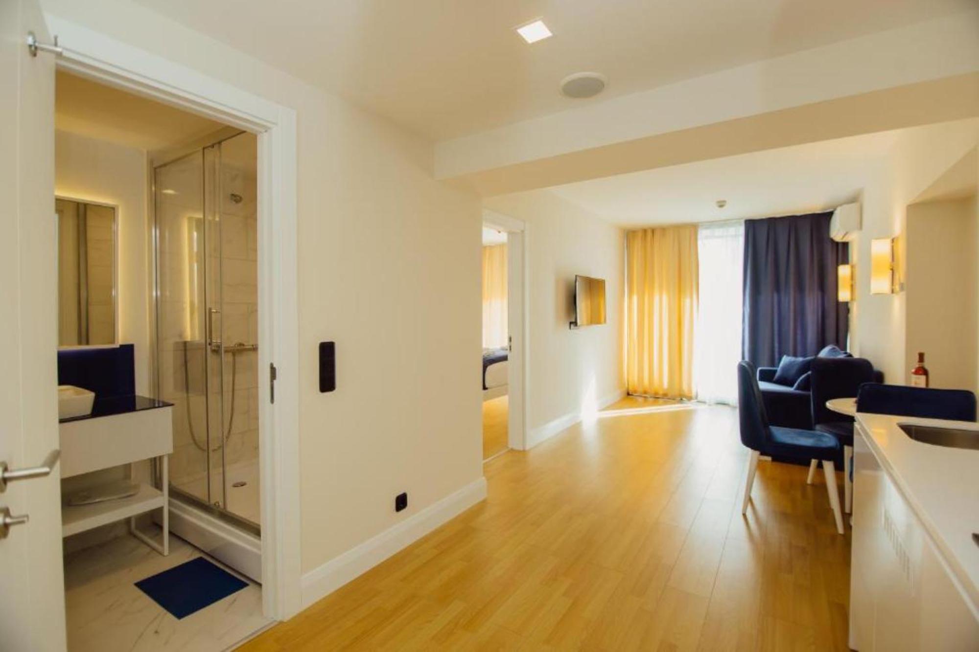 Orbi City-Sea View Aparthotel Batumi Exterior photo
